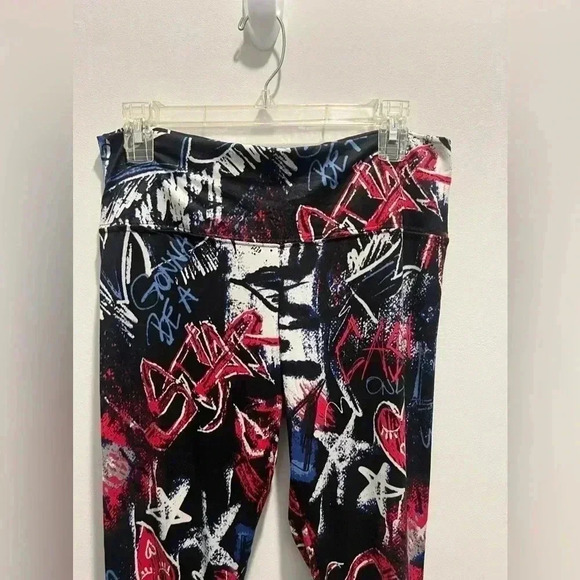 DEAMC Women's Graffiti Print Leggings Black Polyester Spandex NWOT - Picture 5 of 7